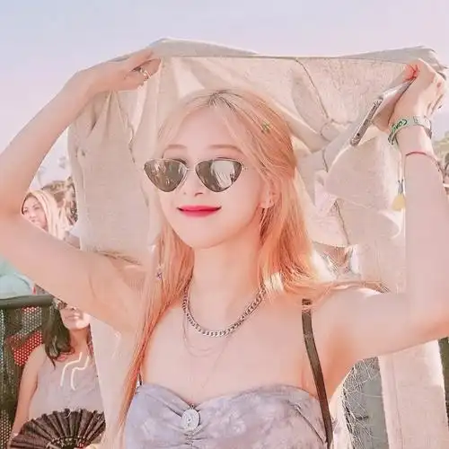 ros07朴彩英头像欧尼这组超美