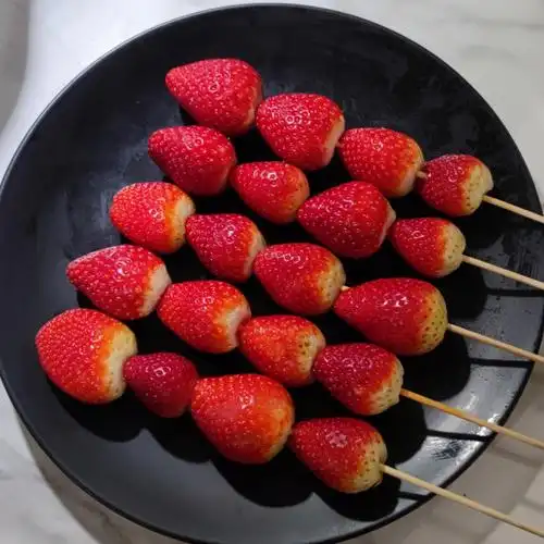 冰糖葫芦草莓把国内的美味带到伦敦