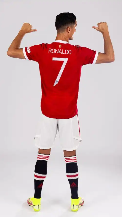 c罗将穿曼联7号球衣##曼联足球俱乐部