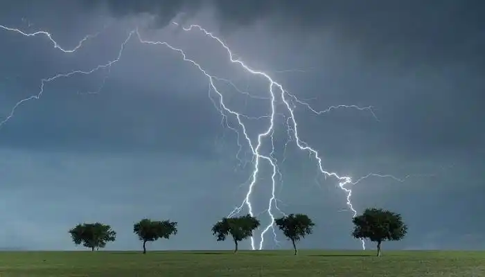 梦见打雷闪电是什么意思