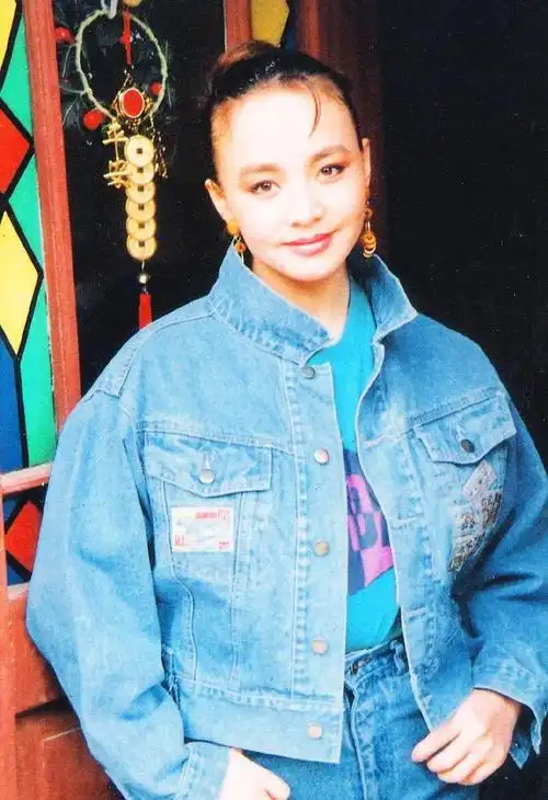 宋丹丹年轻时美爆了!当年让倪萍黯然失色,还说杨紫不适合娱乐圈