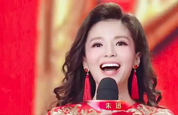 靓丽灵动--朱迅