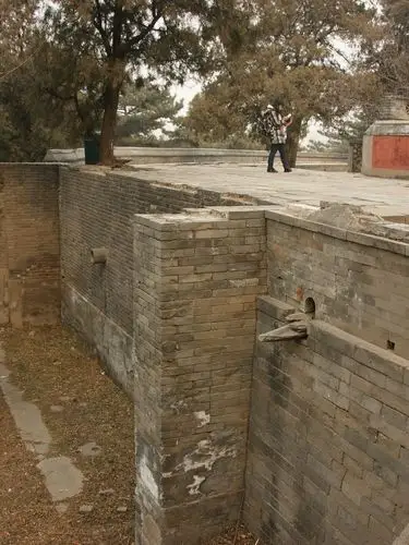 颐和园中的遗址