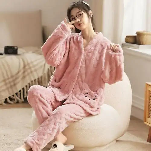 冬季睡衣女秋冬网红风可爱珊瑚绒家居服