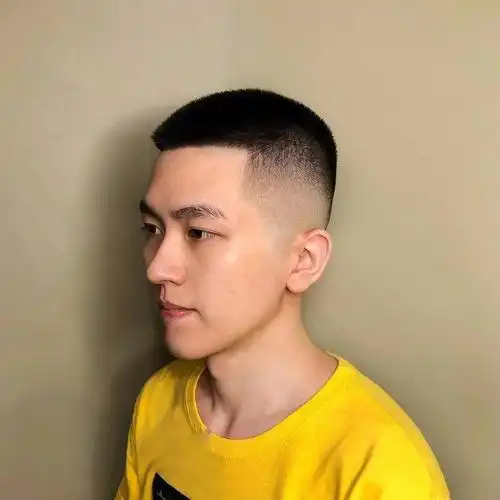 暮光吸血鬼罗伯特帕丁森5大经典发型盘点omg真的太帅还不跟着剪