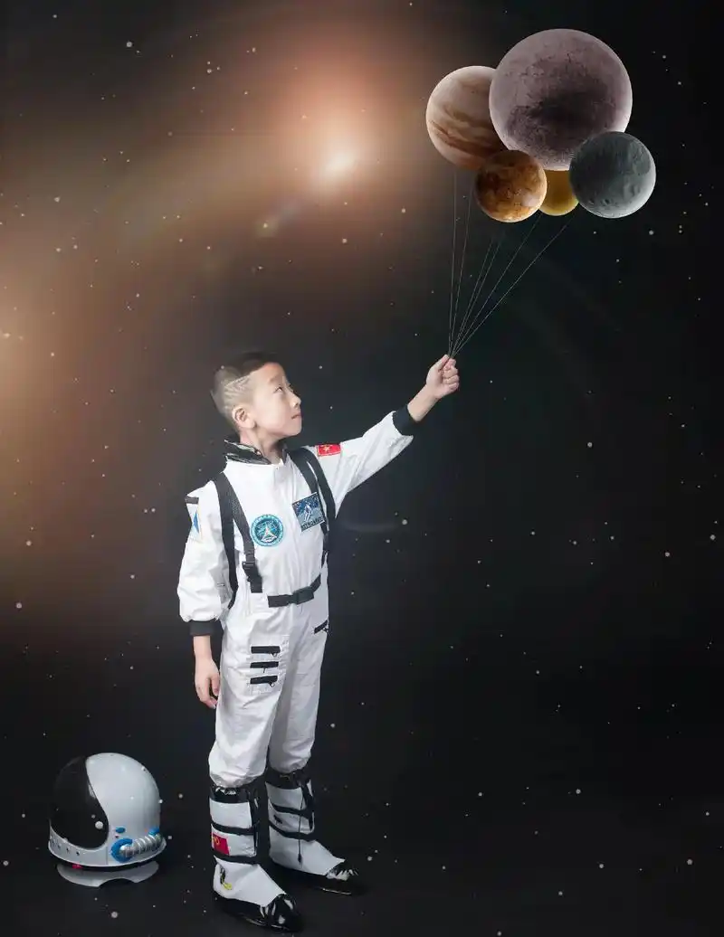 宇航员儿童摄影