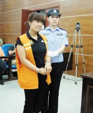 天津首例女子醉驾案,首例摩托醉驾案开庭审理(组图)