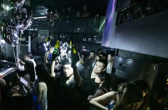 在大多数酒吧和俱乐部里,这可是最为关键的位置啊!