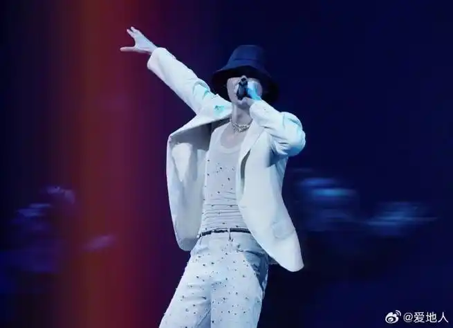 2023年最具爆发力战歌##乐评人评张艺兴新歌breathe##张艺兴breathe