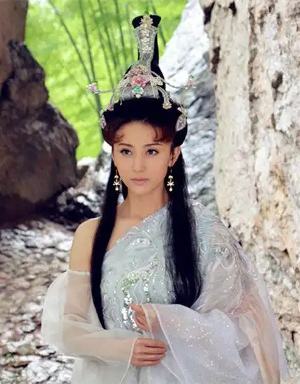 周庭伊封神英雄榜2云霄仙子