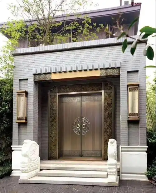铜门多少钱一平方?为什么铜门价格3000~10000元都有?|常见问题