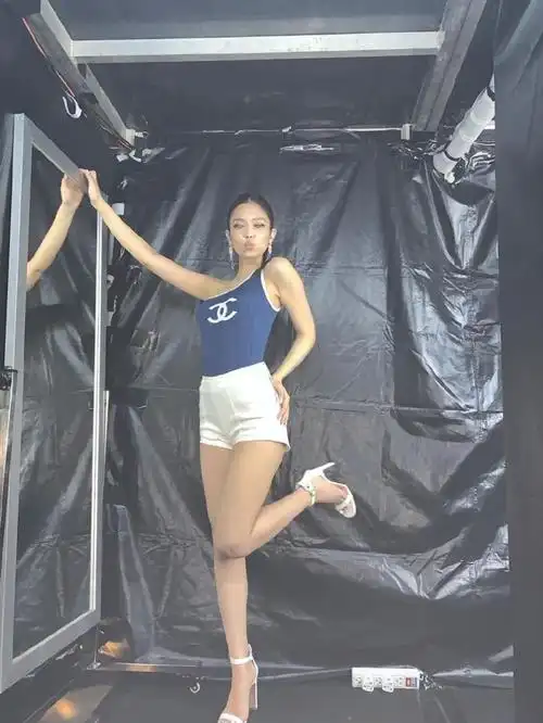 jennie多高jennie身高只有163cm
