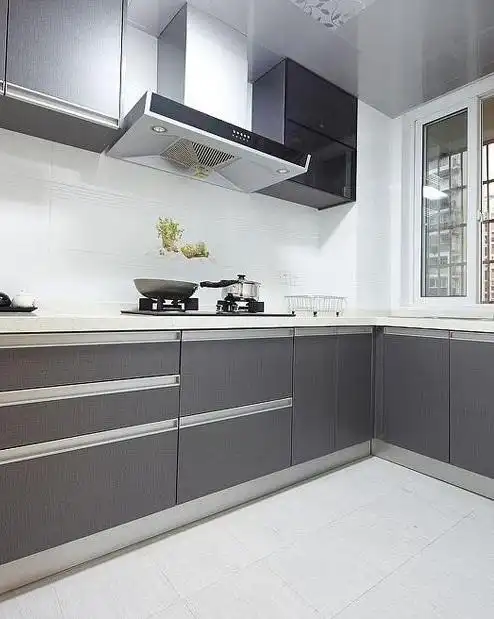 简约现代风厨房橱柜效果图4/5