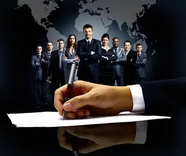 作为企业的管理者,应该怎么解决未来的风险?