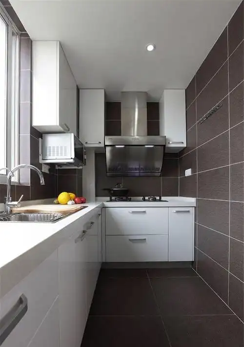 现代简约三居室厨房橱柜装修效果图欣赏#1013563061
