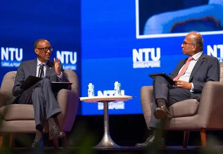 卢旺达总统到访ntu啦60