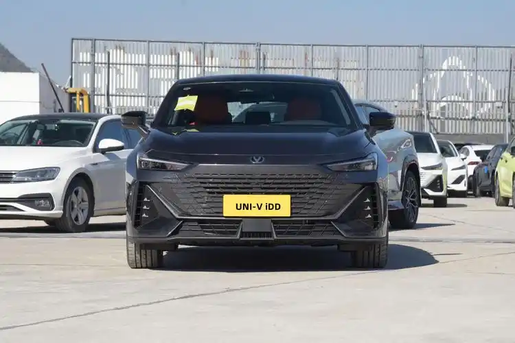 长安uni-v 智电idd开启预售,纯电续航113公里,预售价14.49万元起