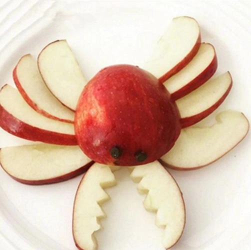 水果做的"小动物",香蕉变海豚,葡萄变刺猬,看到菠萝:太霸气