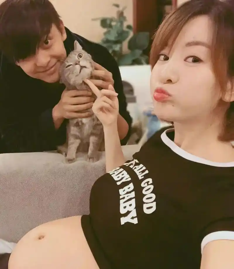 娱乐圈的神奇之处在于,这些女明星都不温不火,怀孕之后备受关注