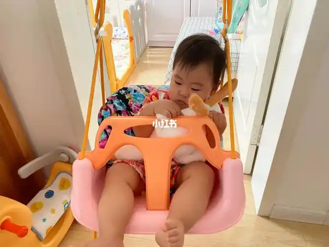 从小男孩变成个小女孩