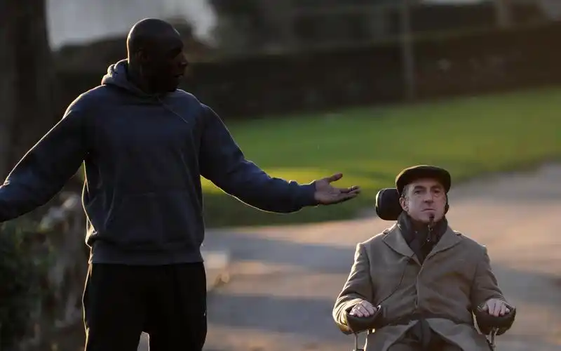 欧美电影触不可及桌面壁纸