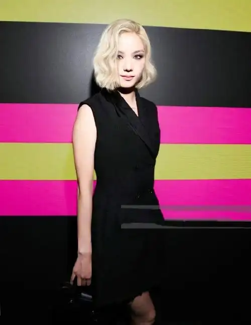 粉丝p的白金短发金智秀##如果金智秀是白金短发