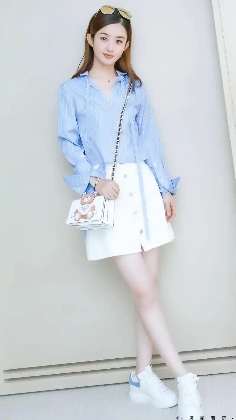 赵丽颖壁纸:优雅与仙气兼具,嫣然一笑动人心