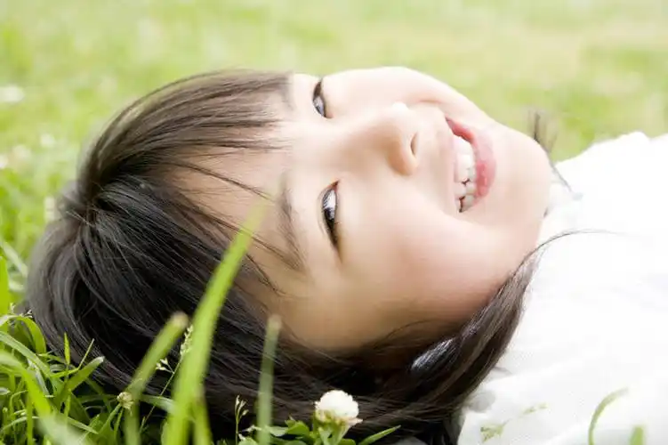 东方人,婴儿,儿童,一个人,公园,笑,微笑,室外,纯