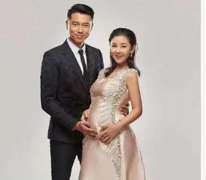 王雷和李小萌合影##记录生活的点点滴滴留下美好回忆 #愿所有 - 抖音