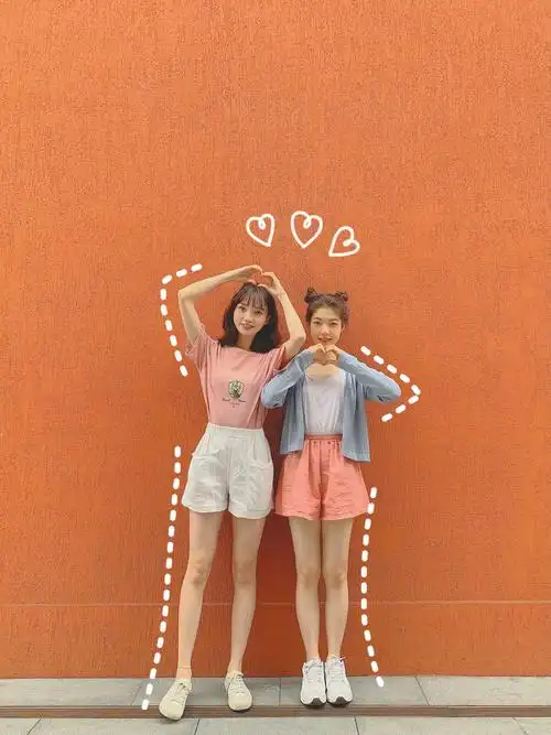 一组闺蜜拍照姿势,轻松搞怪,闺蜜照片俏皮可爱又好看