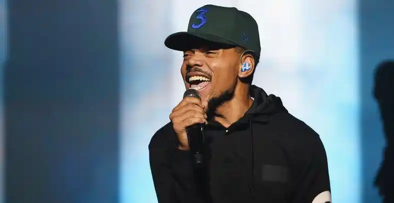 例如现在国内大家都知道的:snoop dogg,eminem,drake,migos,6ix9ine