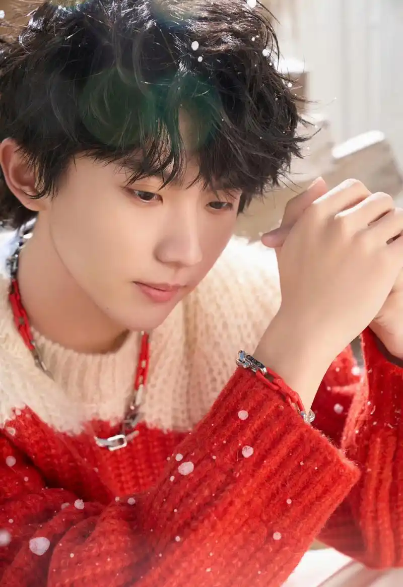 马嘉祺呆萌大帅哥生日快乐呀,希望新的一年里你可以更加大胆地去做你