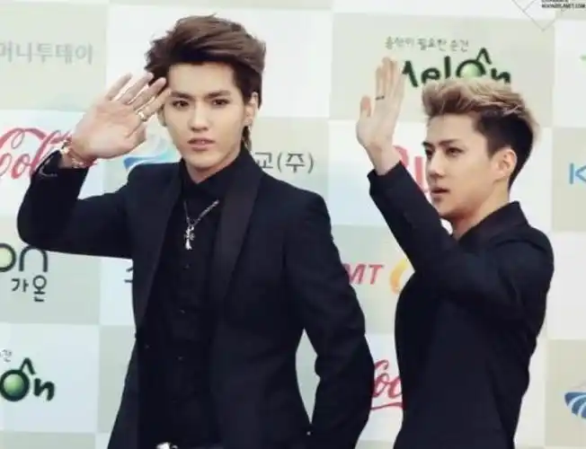 吴世勋和吴亦凡合照[好文分享:www.ii77.