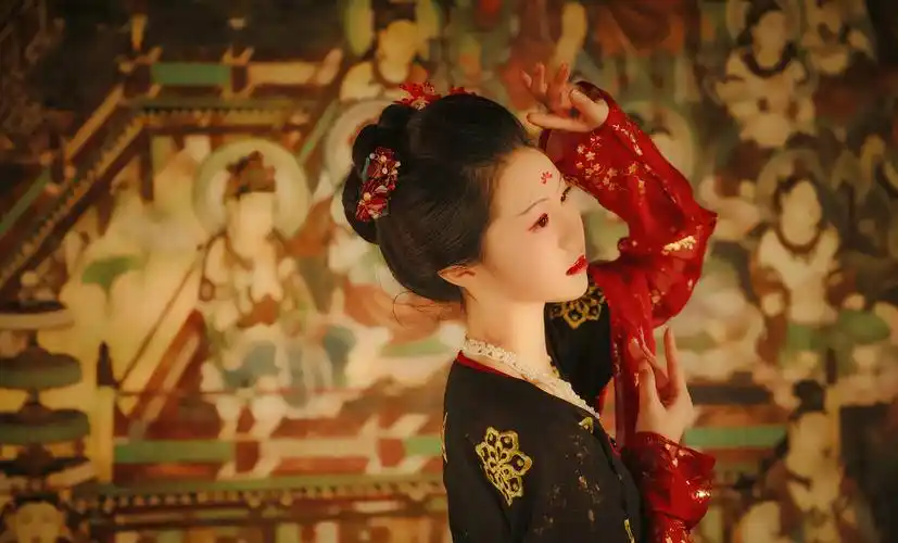 倾国倾城貌!惊为天下人!(古风真人女头)[图片专辑] _ 图片