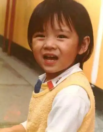 孙艺真玄彬从小就有夫妻相天然童年照曝光网惊呼命中注定