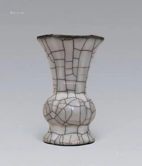 【宋代 哥窑海棠形花觚】拍卖品_图片_价格_鉴赏_元代以前陶瓷_雅昌