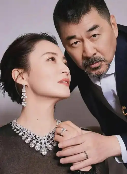 曝吴越不会羡慕蒋勤勤,婚姻幸福冷暖自知,个人成就高已经很幸运