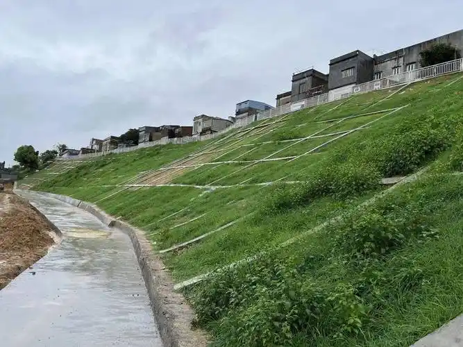 解决多年滑坡困扰惠来1处大型地质灾害隐患点完成整治