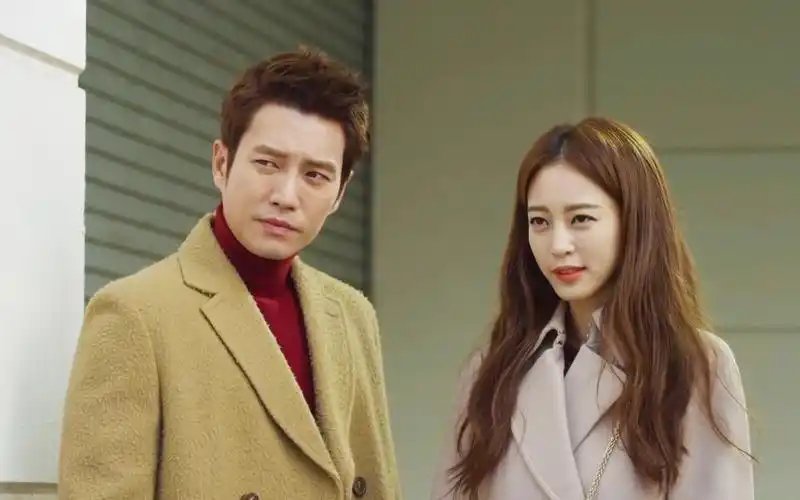 《美女的诞生》:胖女人冒险整容,复仇歹毒前夫,将他送进监狱