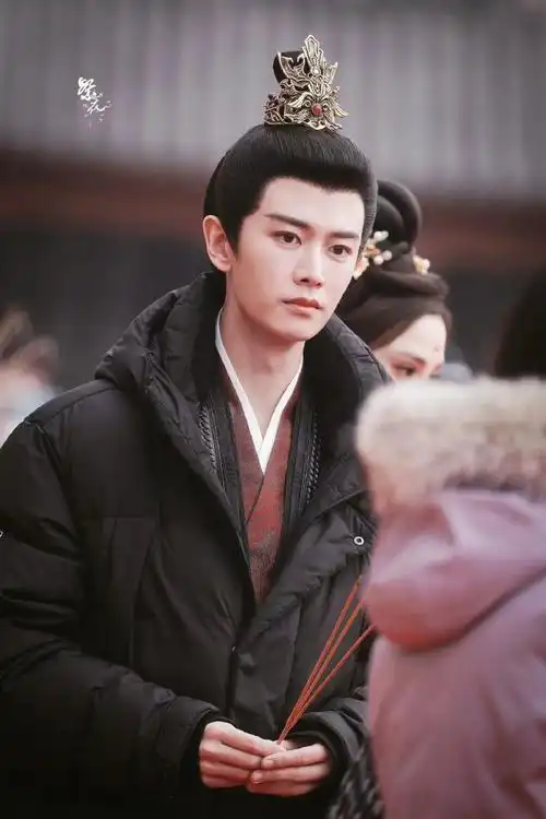 任嘉伦彭小苒同框剧透##任嘉伦彭小苒古装免检