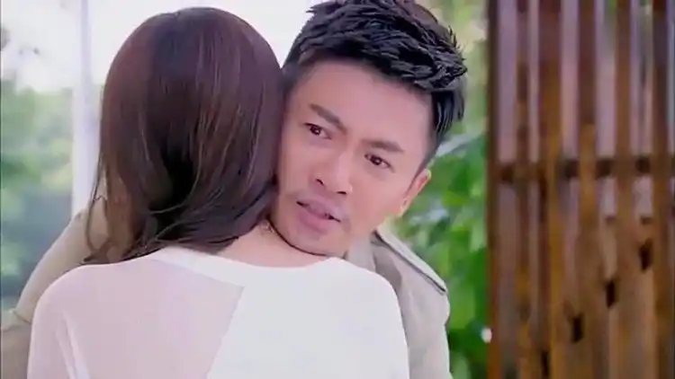 《非缘勿扰》:苏有朋秦岚有情人终成眷属,相拥感人
