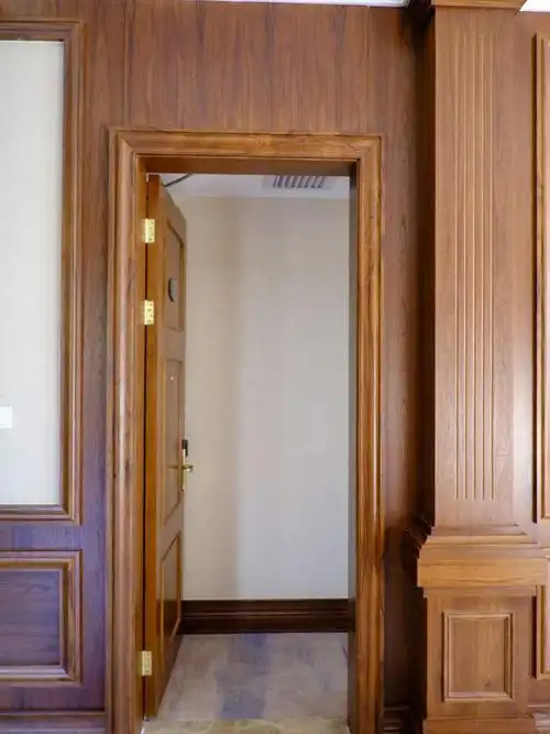 门套装修,辉煌木业加工厂(在线咨询),山东门套