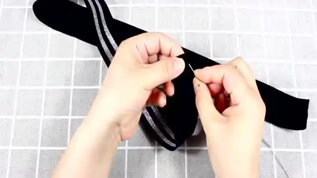 低腰裤变高腰裤,20年老裁缝教的一招,整完后看不出来,太厉害了!