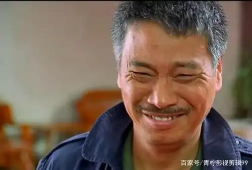 但最后,他的反应确实笑了出来.