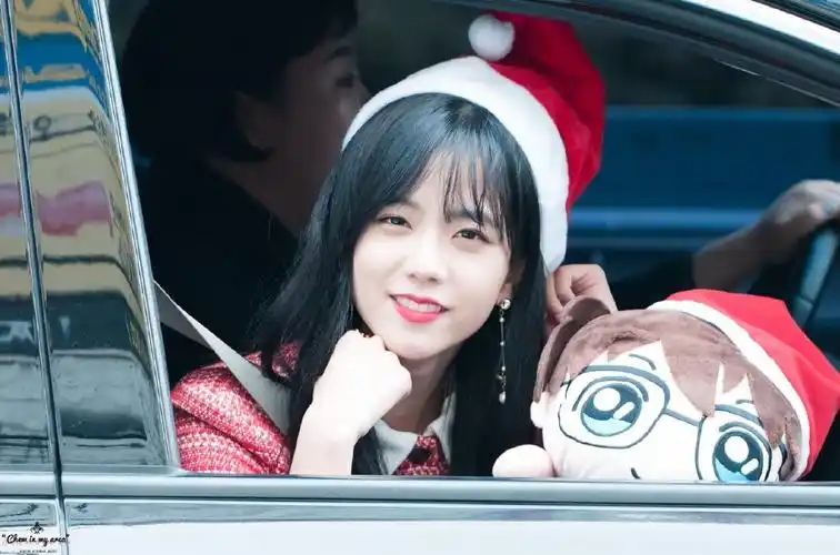 金智秀jisoo车窗女神