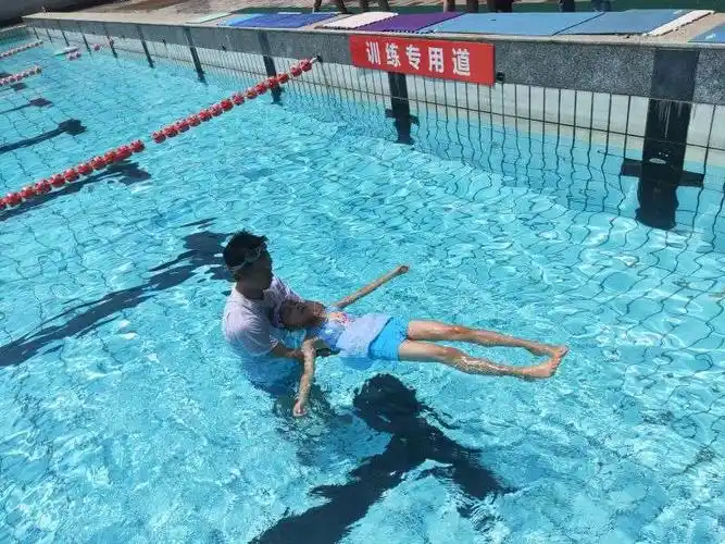 泰禹小学1812班防溺水社会实践活动