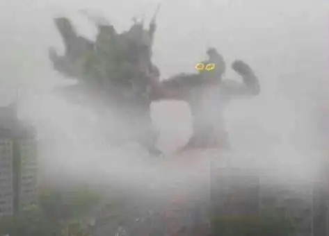 有人拍到奥特曼客机上拍到外星人像奥特曼图