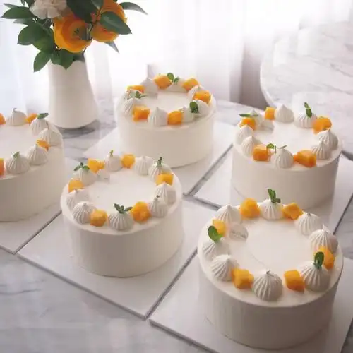 韩式简约风ins水果装饰芒果奶油蛋糕