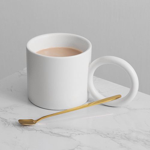 ins大手把简约陶瓷杯办公室水杯个性马克杯创意潮流杯大圆环杯子