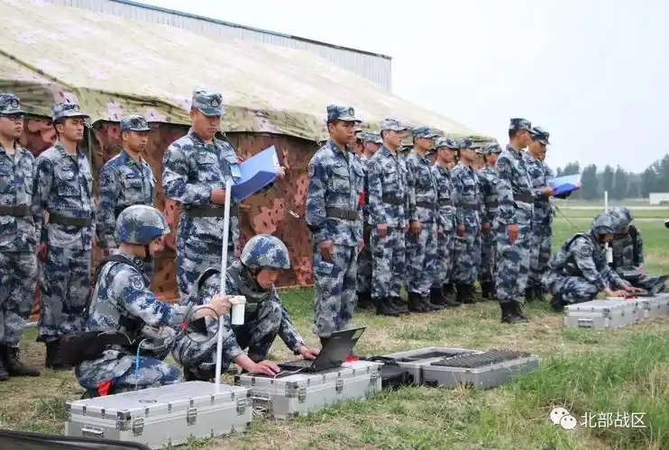 空军某后勤训练基地开展整建制实兵实装实弹考核